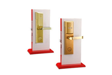 Intelligent electronic door lock