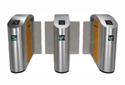 <b>High-grade semi-high sliding door</b>